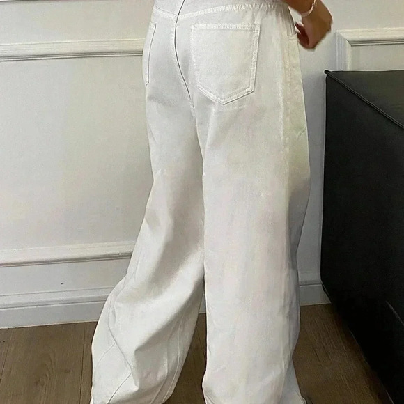 White Casual Women's Solid Color Loose Denim Pants - Picture 3 of 9